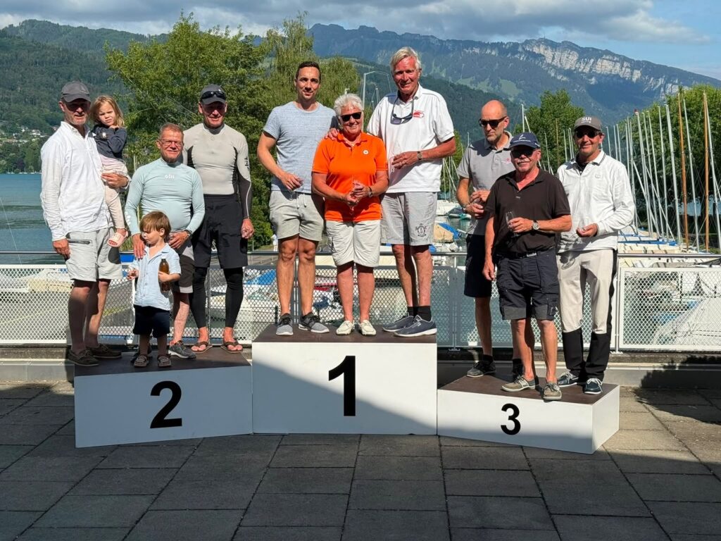 Podest Drachen Jungfrautrophy